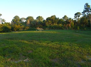 335 Saddlebrook Ln, Naples, FL 34110