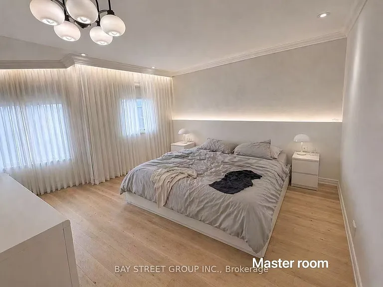 42 Fouracre Way #UPPER LEVEL — Photo 23