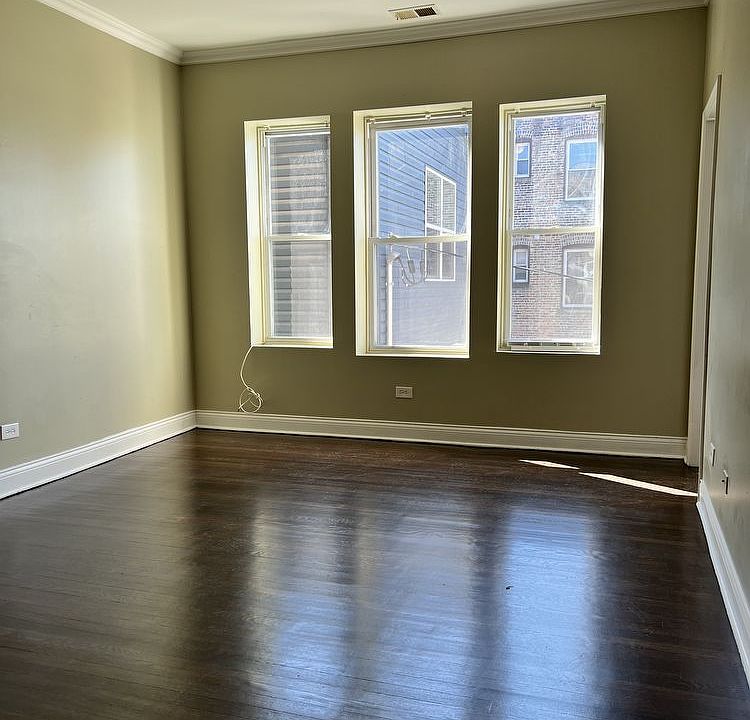 1st image of 5026 S Michigan Ave