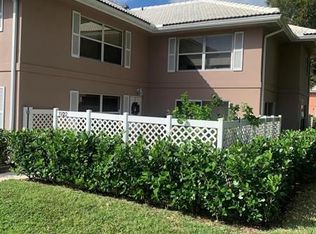 1922 Hartford Ct, West Palm Beach, FL 33409