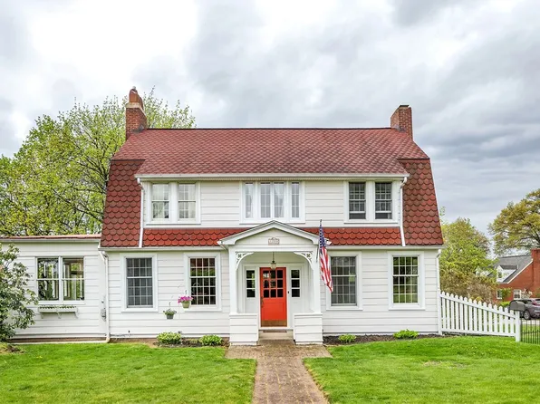 1200 8th St, Irwin, PA 15642
