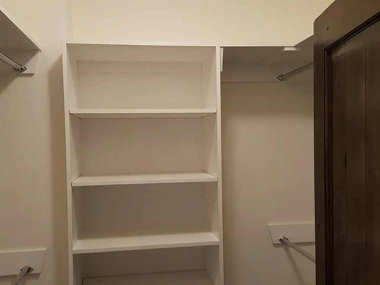 3820 Creek View Dr — Photo 24
