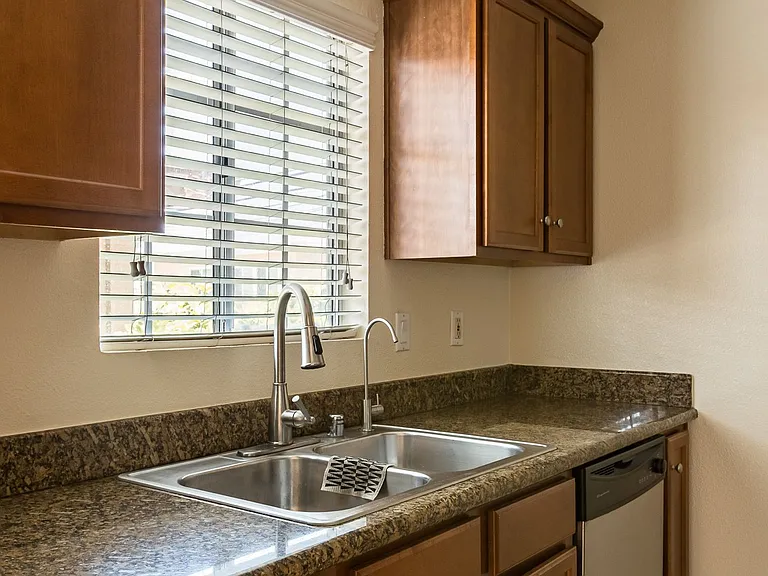 4327 Swift Ave #5 — Photo 13