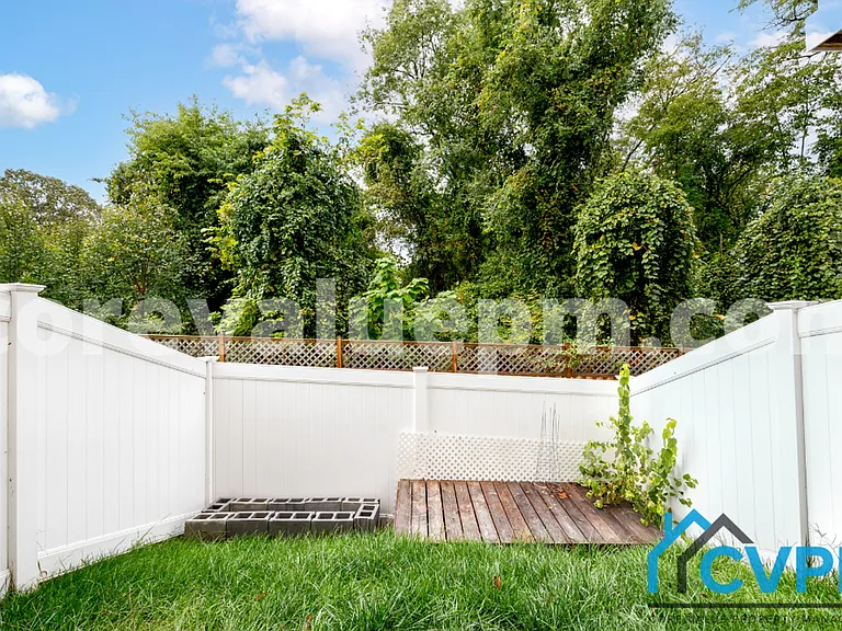 1216 Acorn Ln — Photo 27