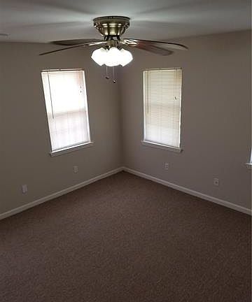 3rd image of 6234 Wadsworth Dr