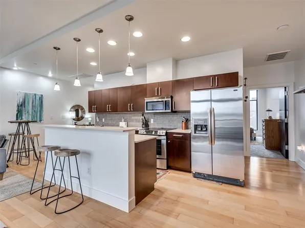 325 NE 4th St APT 1, Oklahoma City, OK 73104