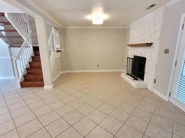 7831 Stephanie Ln — Photo 14