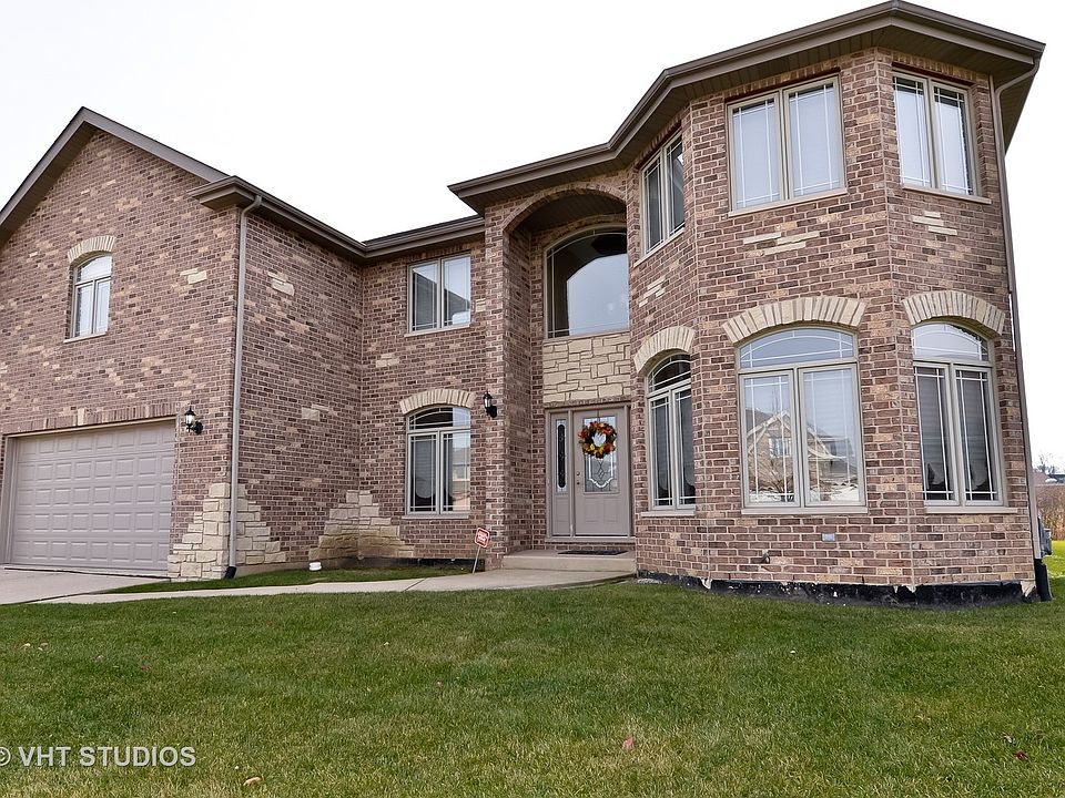 1st image of 4831 Summerhill Dr