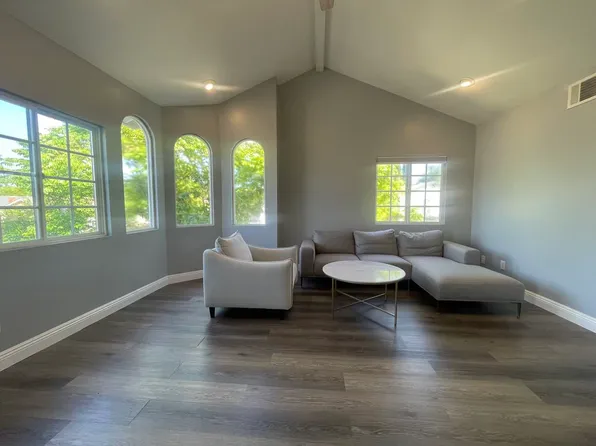 4651 Lockhaven Cir #B, Irvine, CA 92604