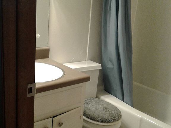 3rd image of 1450 18th Ave APT B13