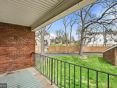 5 Hatters Ct #5 — Photo 2