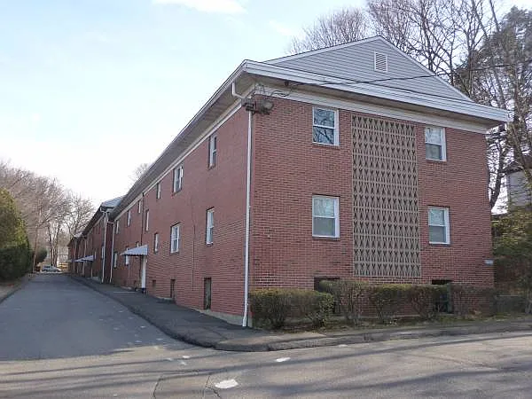 1953 Whitney Ave #A3 — Photo 1