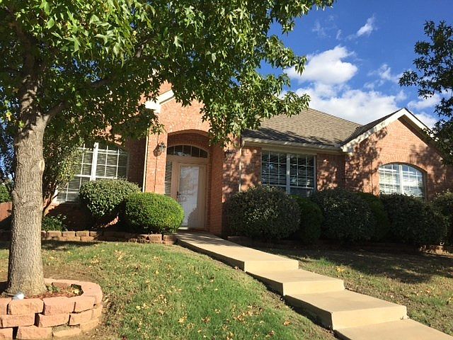 1st image of 2113 Fountain Dr