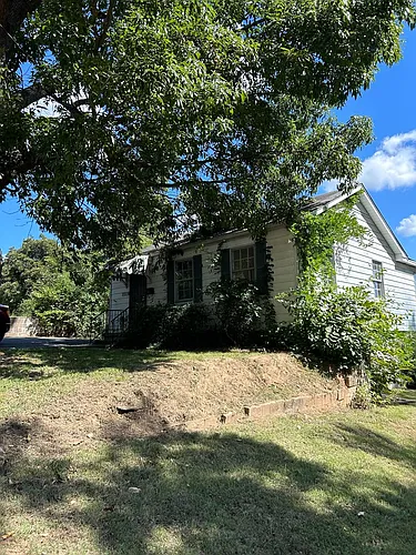 1600 N Olive St Photo 1