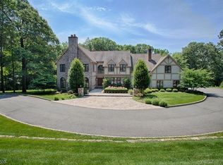 2 Lone Spruce Trl, Mendham, NJ 07945