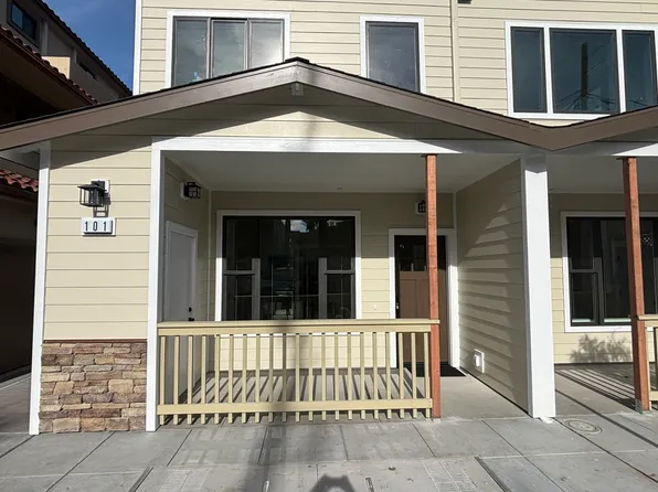 447 Main St #1, Half Moon Bay, CA 94019