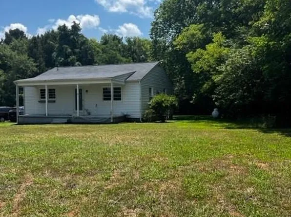 474 Westover Dr, Clarksville, VA 23927