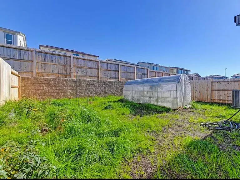 4317 Lace Fern St — Photo 14