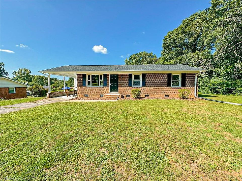 1st image of 129 Hilltop Dr