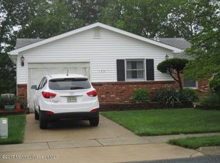 175 Lions Head Blvd S, Brick, NJ 08723