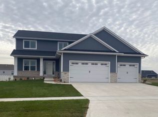 1169 Tramore Rd, Marion, IA 52302