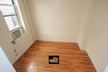 Rented by Jonis Realty