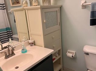 627 Pine Knoll Dr #B, Fort Pierce, FL 34950