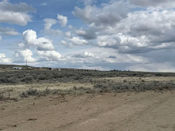 Lost Wells Butte Dr, Riverton, WY 82501