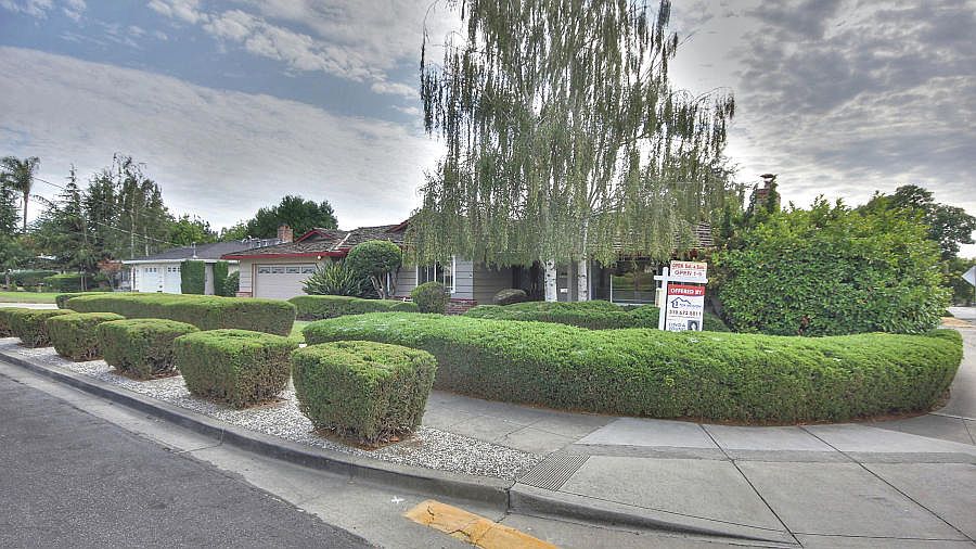 1st image of 41515 Fordham Ct