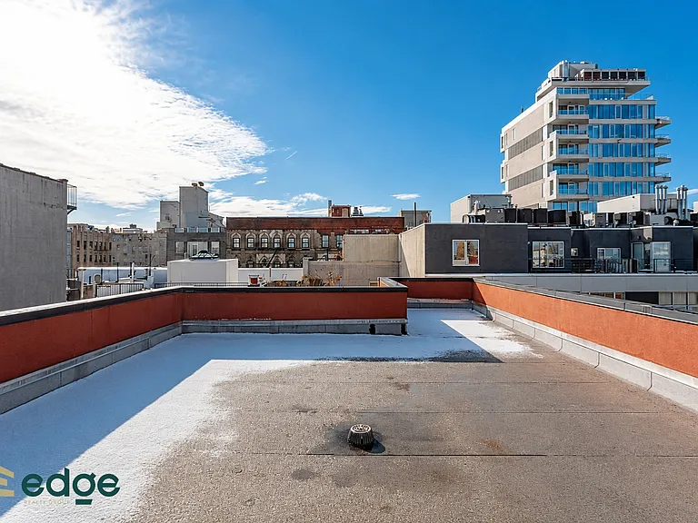 252 Grand St #3F — Photo 12