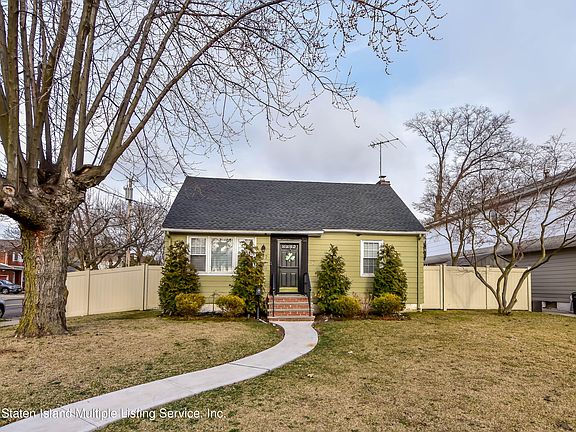 2nd image of 317 Giffords Ln