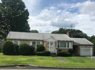 222 Grove Ave, Leominster, MA 01453