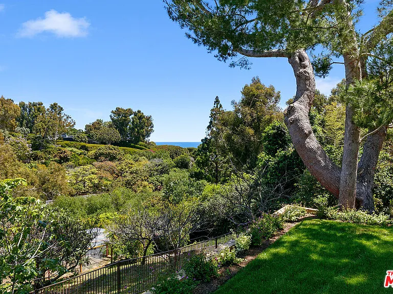 6902 Wildlife Rd — Photo 40