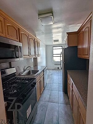 2nd image of 2922 Nostrand Ave #6M
