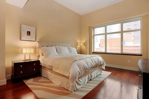 Sold by Corcoran | media 21