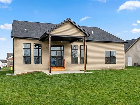 4th image of 312 Summer Glen Ln