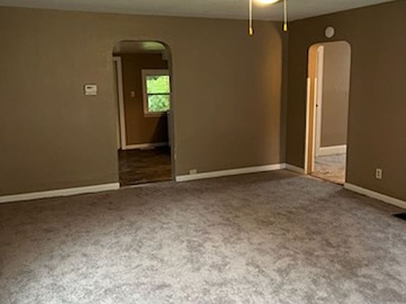 3rd image of 1235 N Ledlie Ave #B