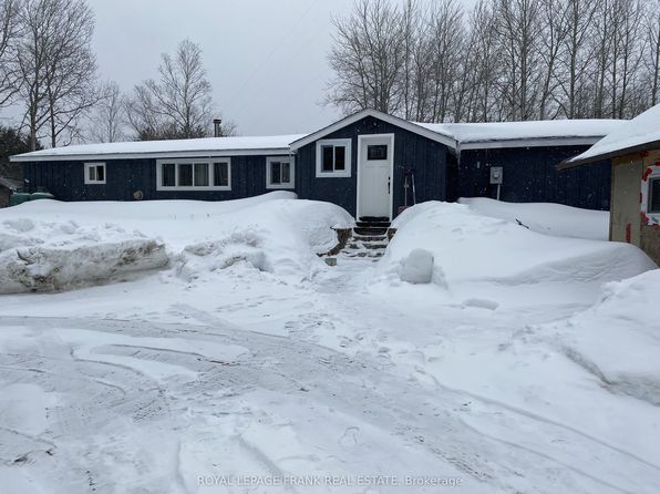 1087 Airport Rd, Faraday, ON K0L 1C0