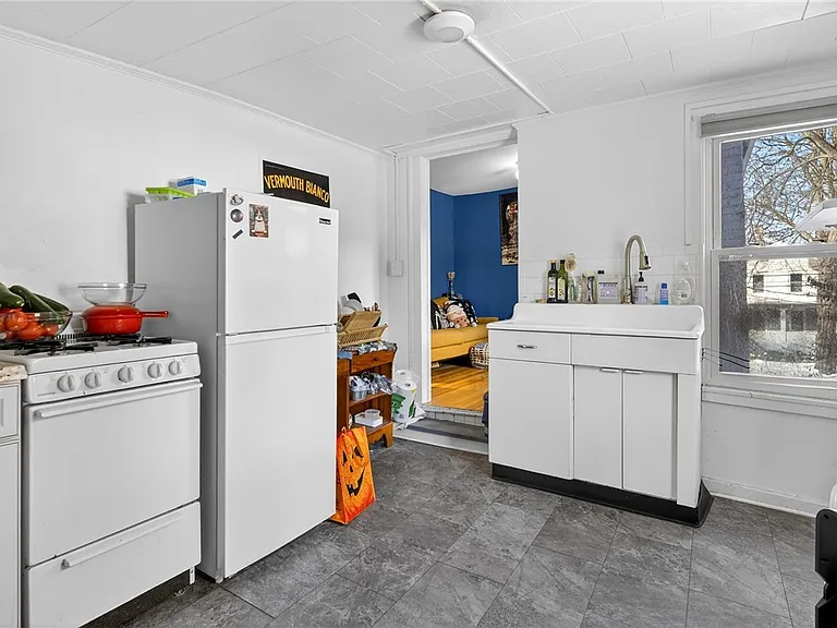 607 N Cayuga St #2N — Photo 6