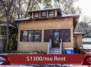 906 10th St N, Fargo, ND 58102