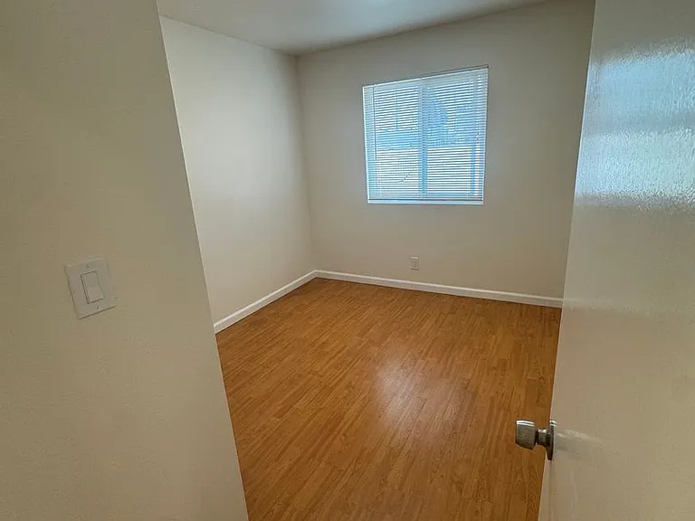 1115 7th Ave #5 — Photo 29