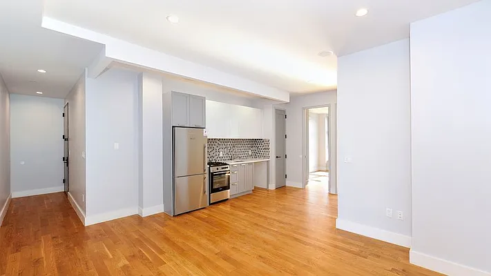 Rented by Nooklyn NYC LLC | media 42