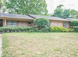 1220 America Dr, Longview, TX 75604