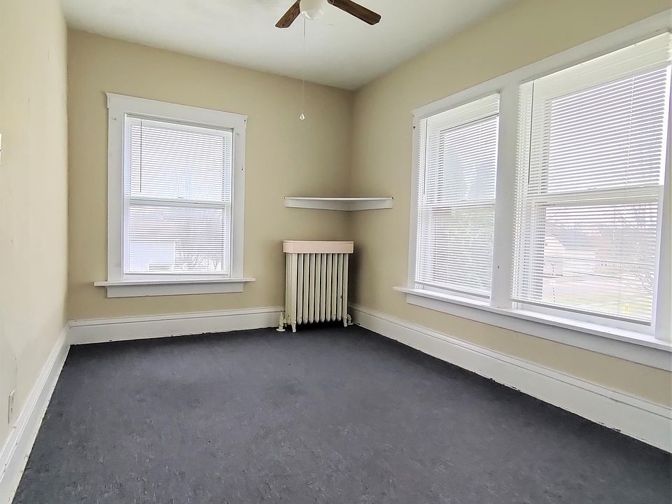 975 / 310 N. Elm St. Waterman 5 Apartment Rentals Waterman, IL Zillow