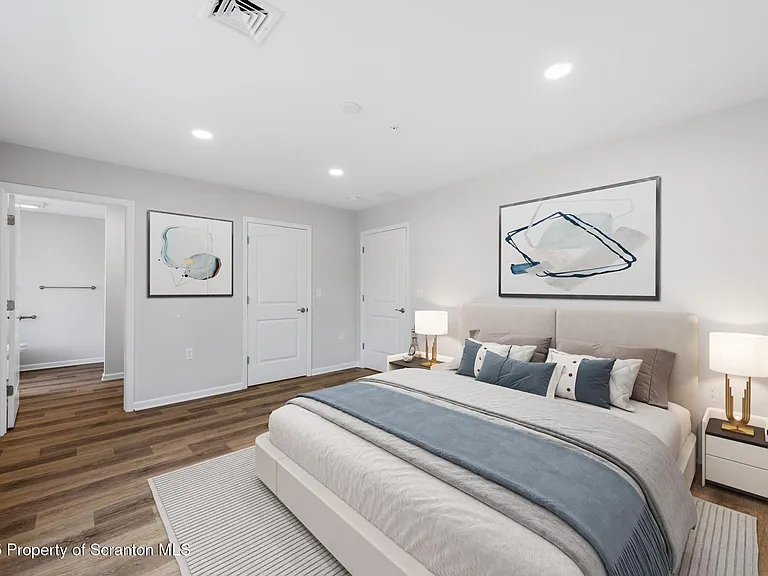 25-36 Zackery Way — Photo 10