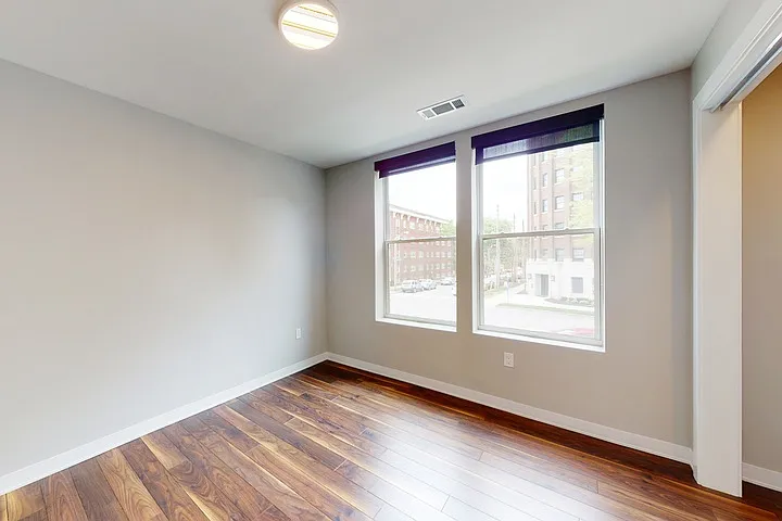 520 E Armour — Photo 179