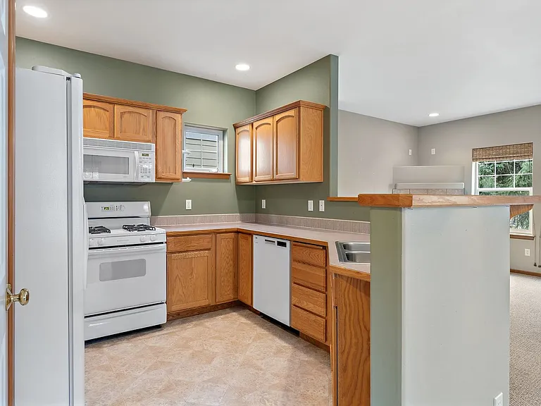 10618 NE Kingston Meadow Cir — Photo 5