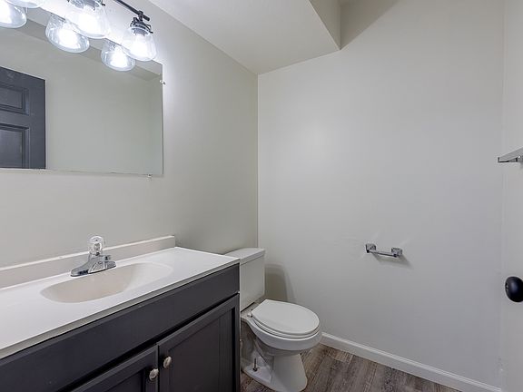 4th image of 321 W South Ave #17332271