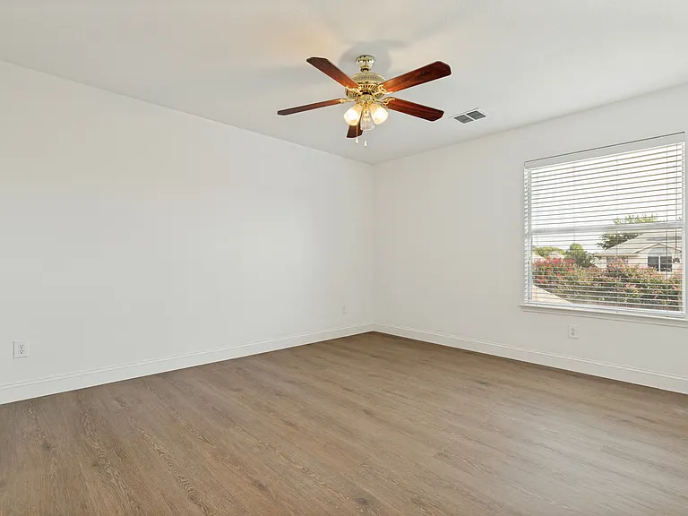 5925 Pine Meadow Ln — Photo 17