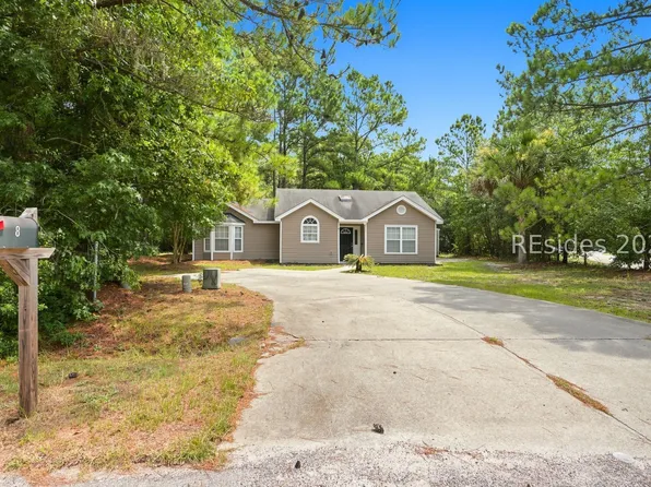 8 Star Magnolia Dr, Beaufort, SC 29907